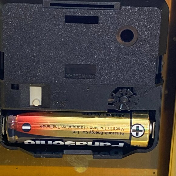 West Germany Sensor Quartz, Brass Clock Working Perfectly, Golden and Black, Tab - Picture 5 of 10